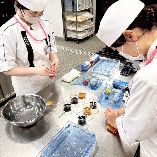 「第18回 製菓衛生師養成施設技術コンクール全国大会」までの軌跡