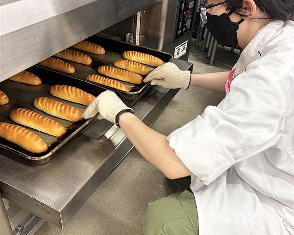 進級して初のパンの実習〜Weizenbrot(ヴァイツェンブロート)とひみつのパン〜