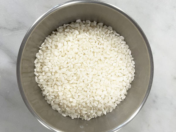 ふっくらもちもちのお米の正体は？！ 食品の特徴を楽しく学び、調理や製菓に役立てよう！ ～「食品学」の授業の様子をご紹介～