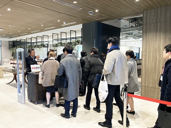 就職活動の第一歩、「就カツLIVE」開催!